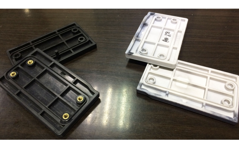 PBT+30GF 防火耐高溫200度材料的噴油表現(xiàn)